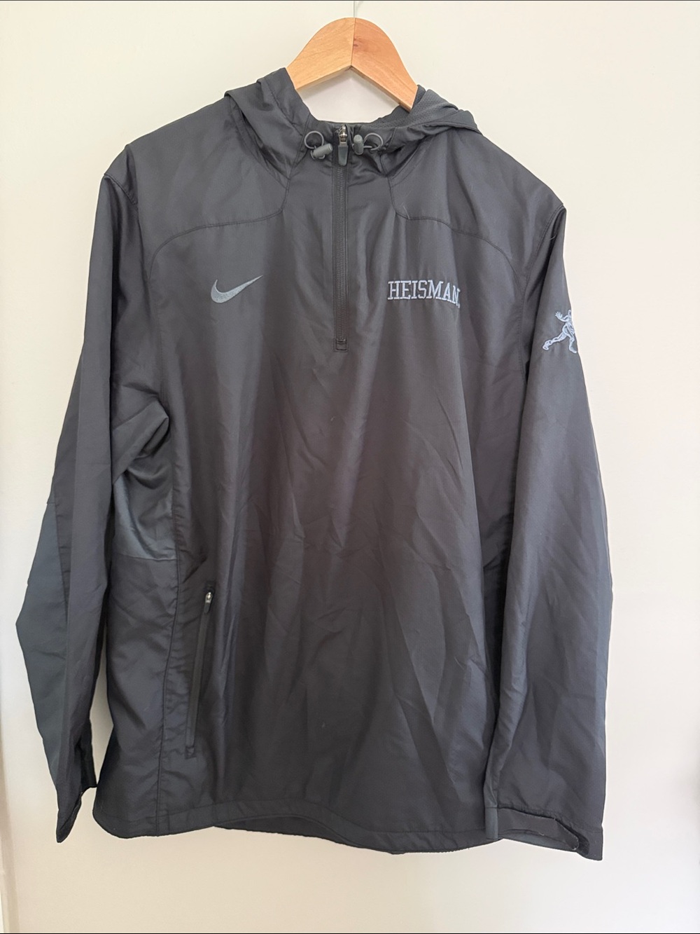 Nike Men's Charcoal Gray Heisman Windbreaker Pullover